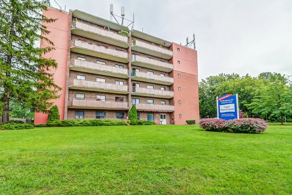 20 Bradmon Drive - 103, St. Catharines, ON L2M 3S5 — photo 1