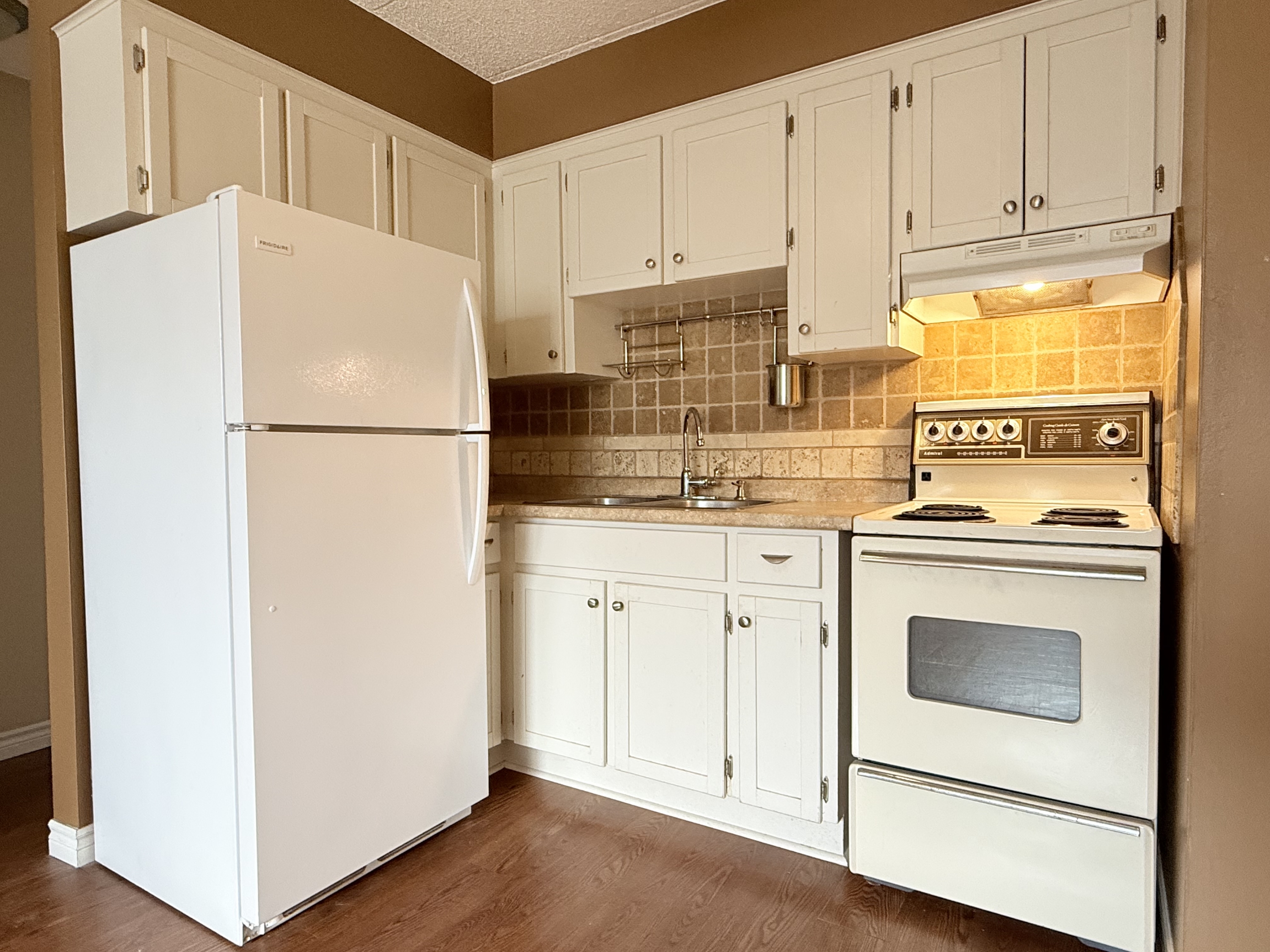 360 Tecumseh Road West - Unit 207