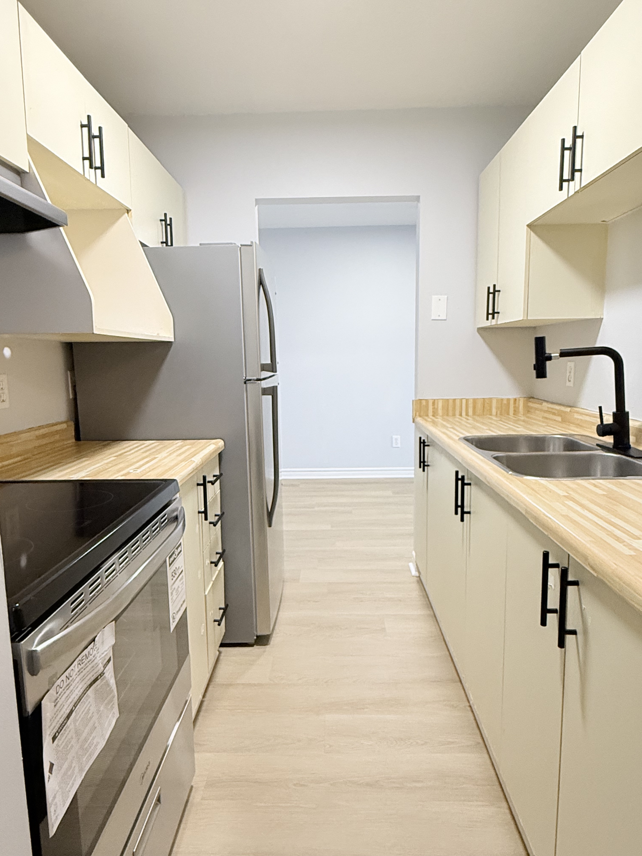 2940 Elsmere Avenue - 209