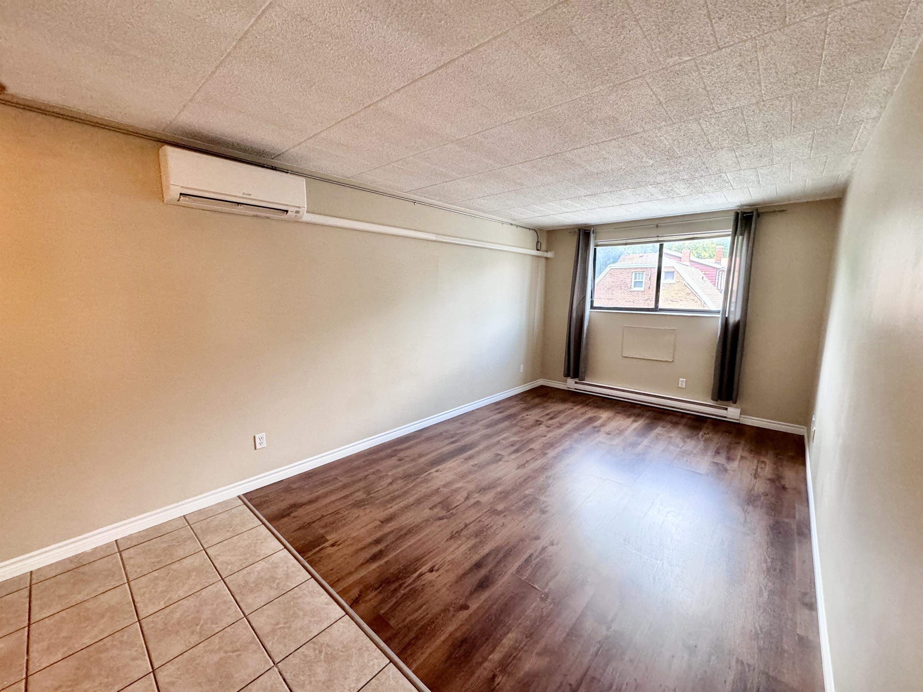 360 Tecumseh Road West - Unit 203