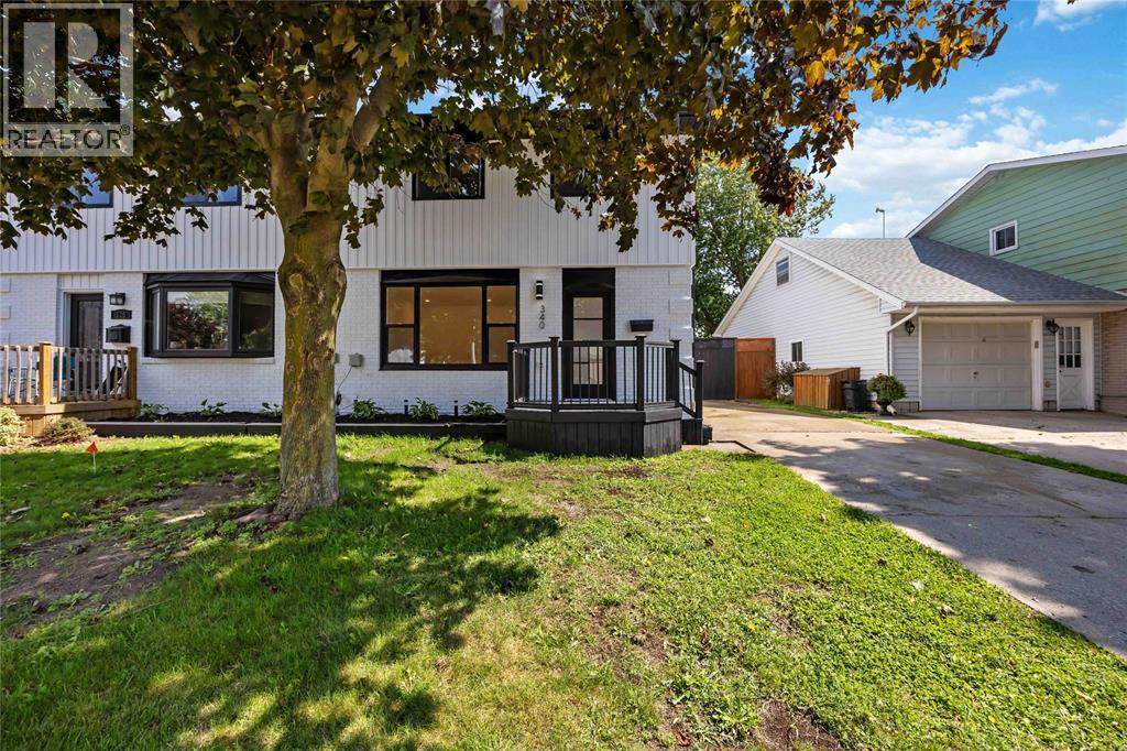 340 Trudeau Drive - Lower