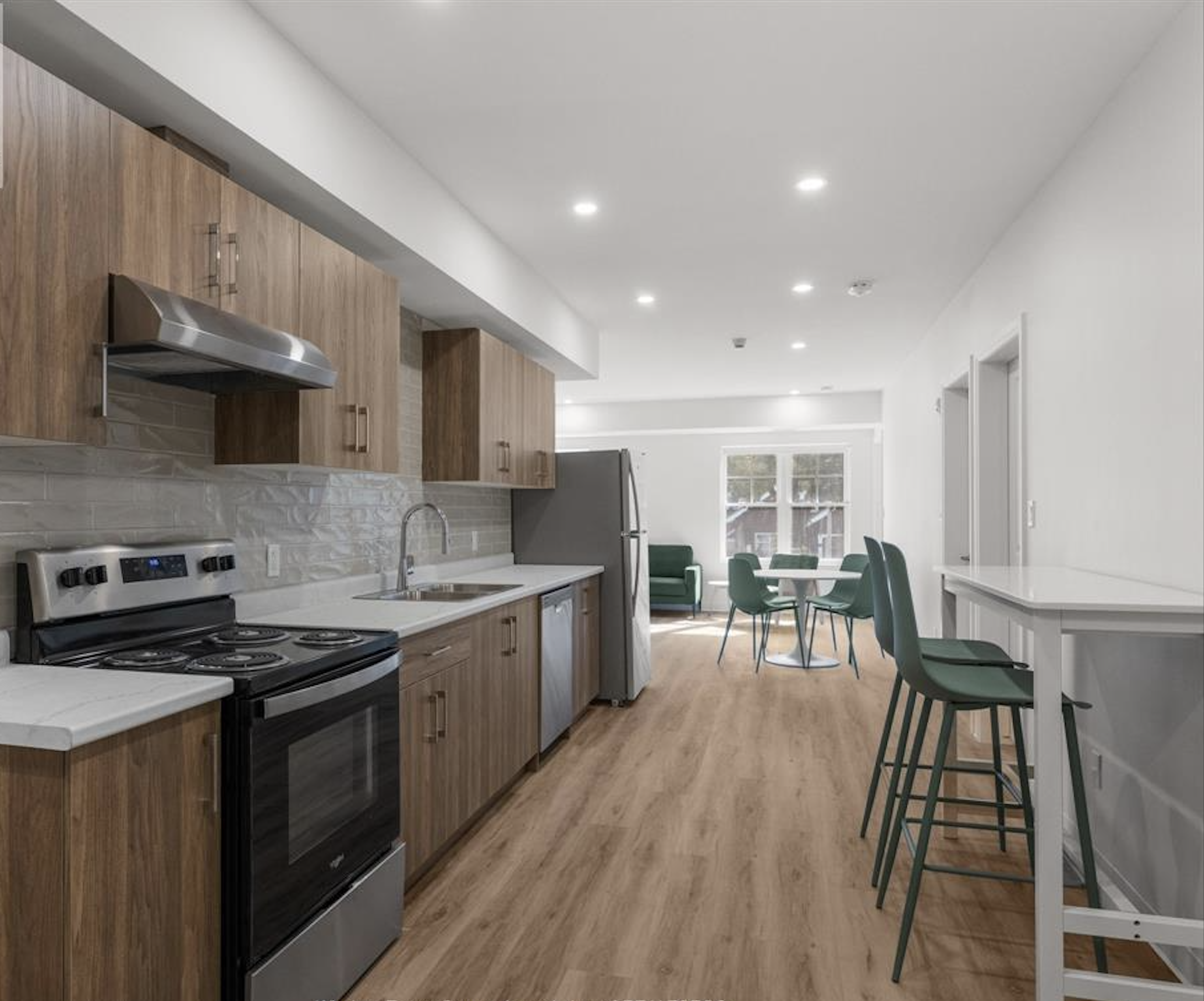 185 Randolph Avenue - 104