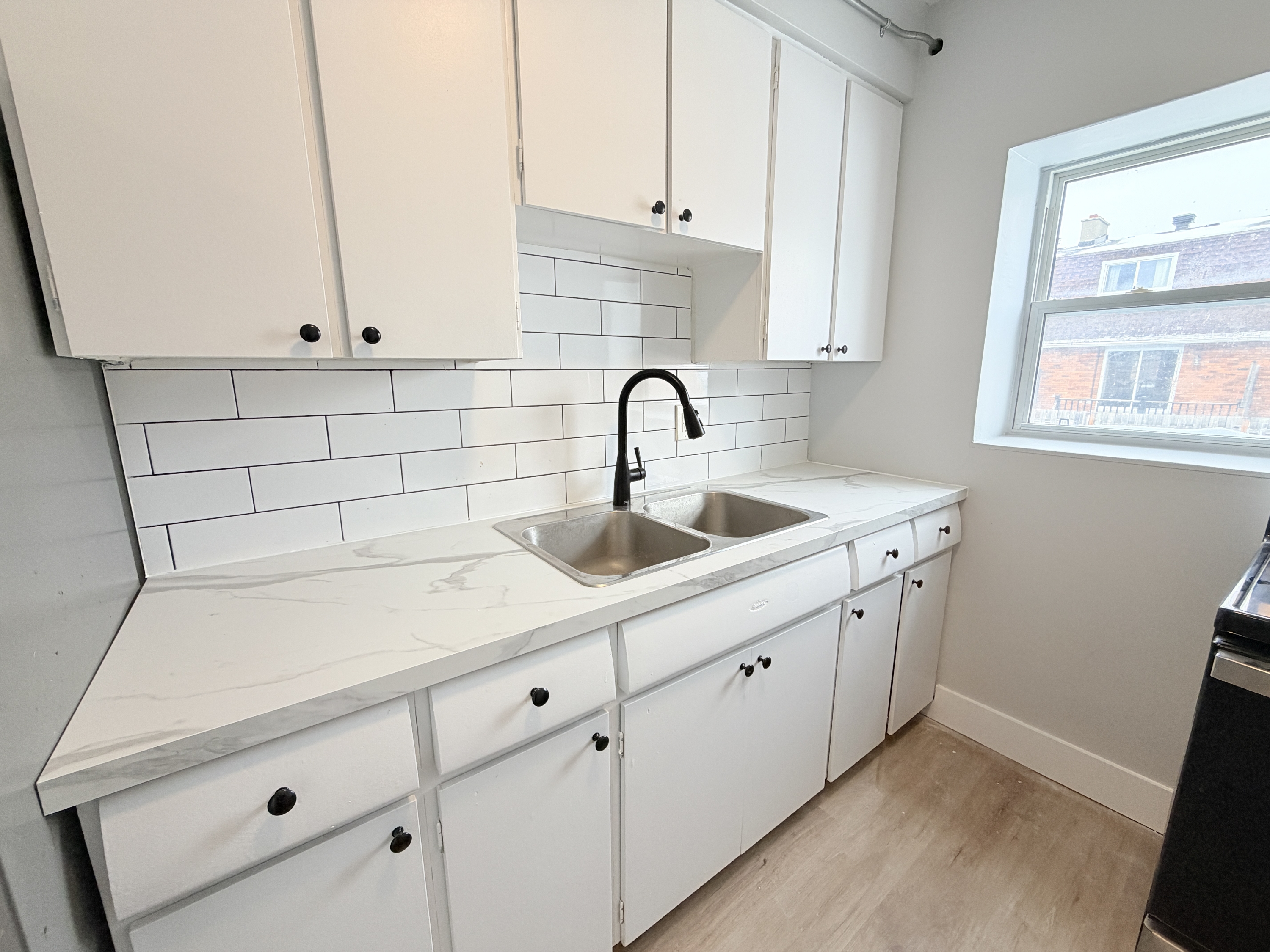 301 Indian Road South - 7