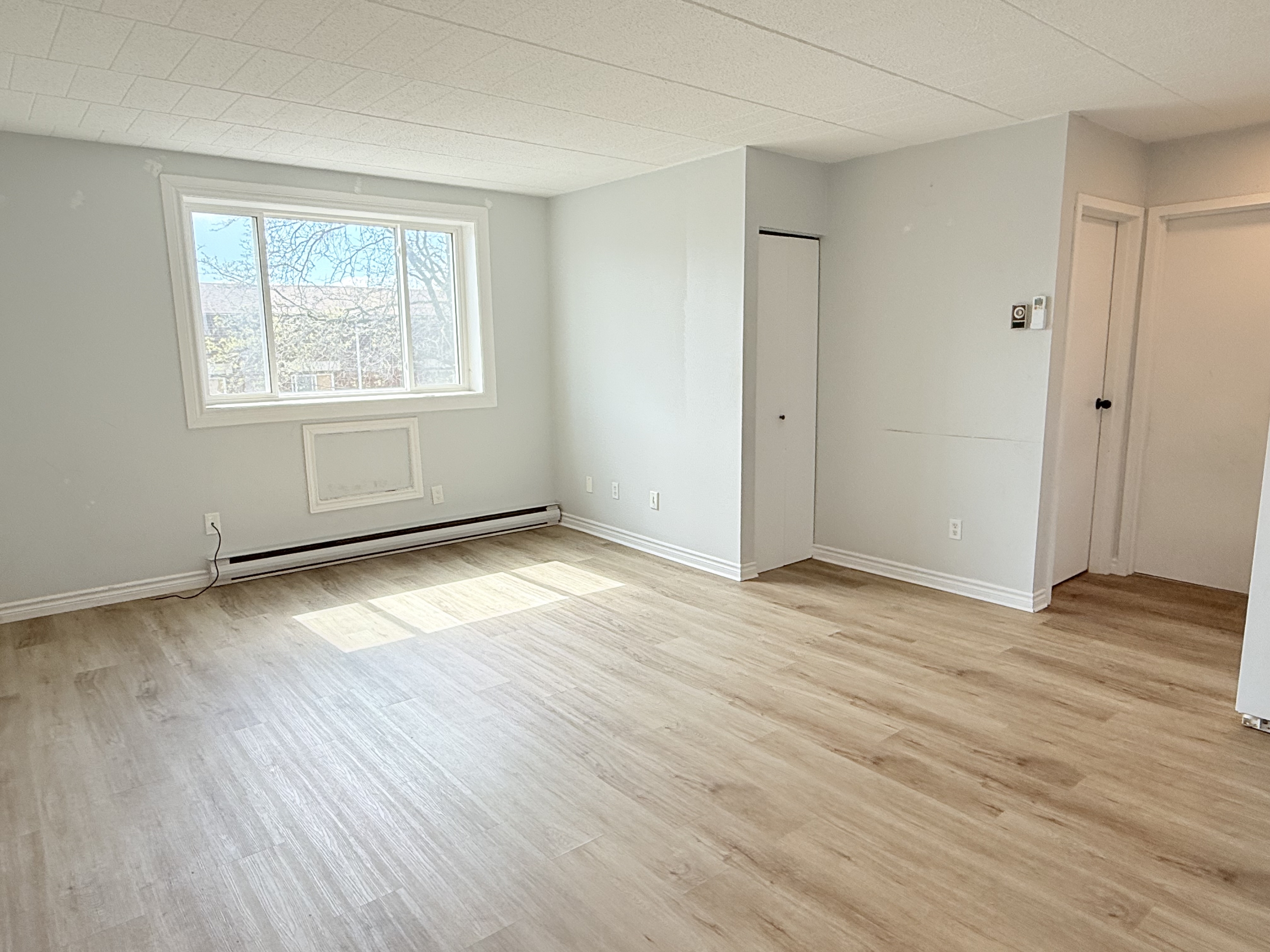 360 Tecumseh Road West - Unit 307