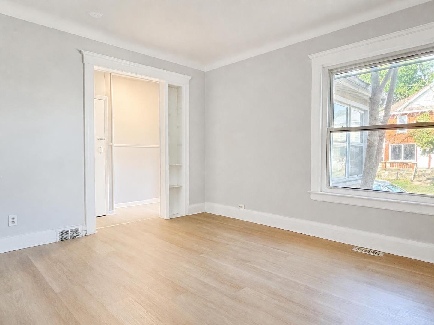 1011 Albert Road - 1
