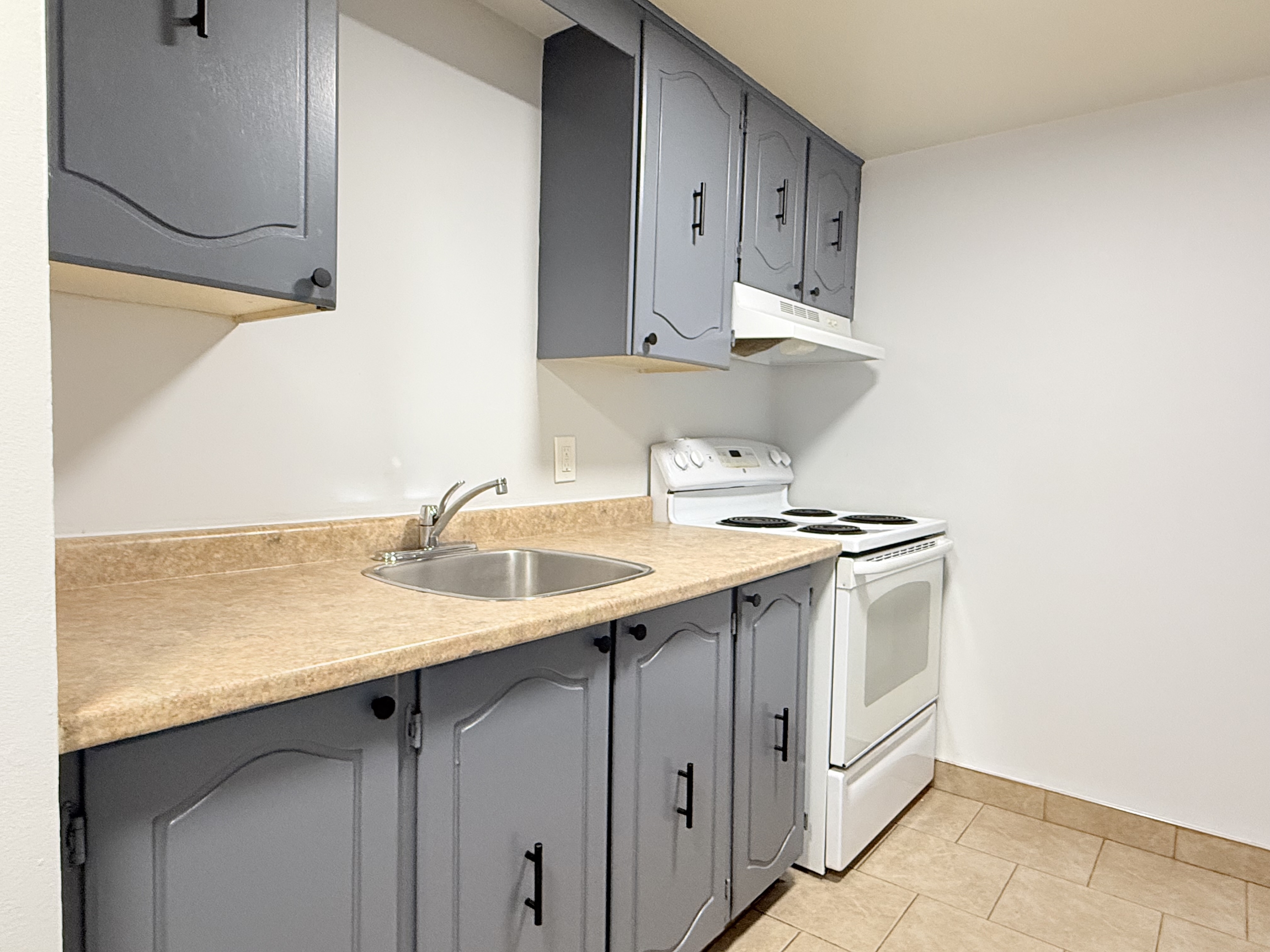 4 Dufferin Street - 105