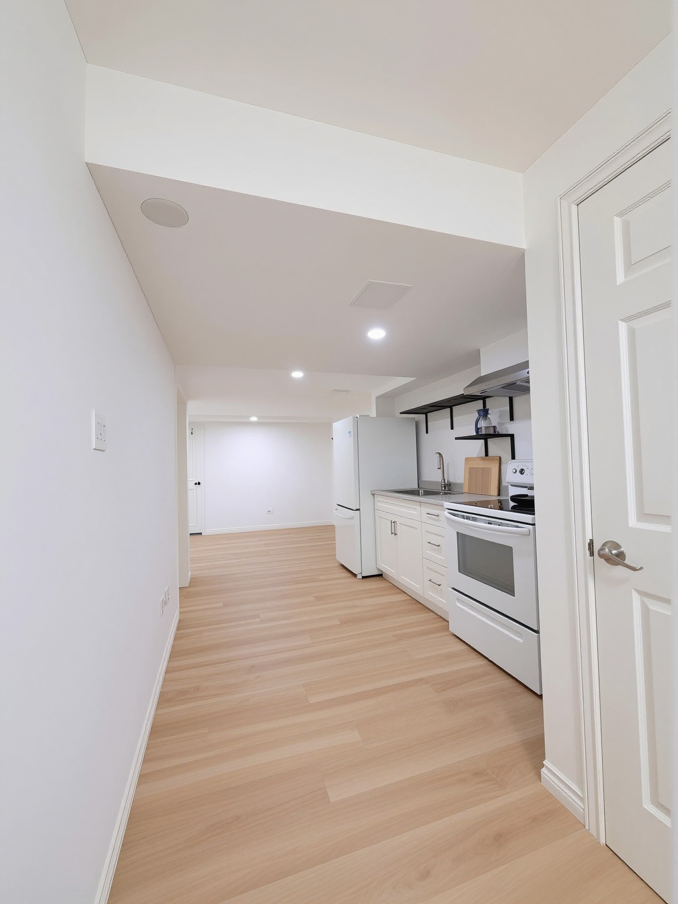 608 SWEETBAY Crescent - Room 6