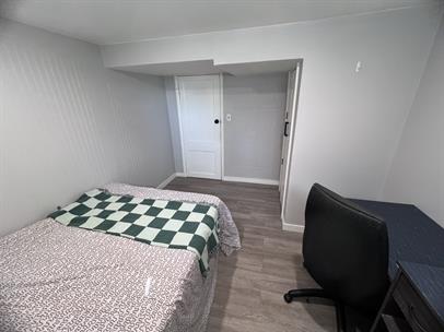 699 Indian Road - Room 3