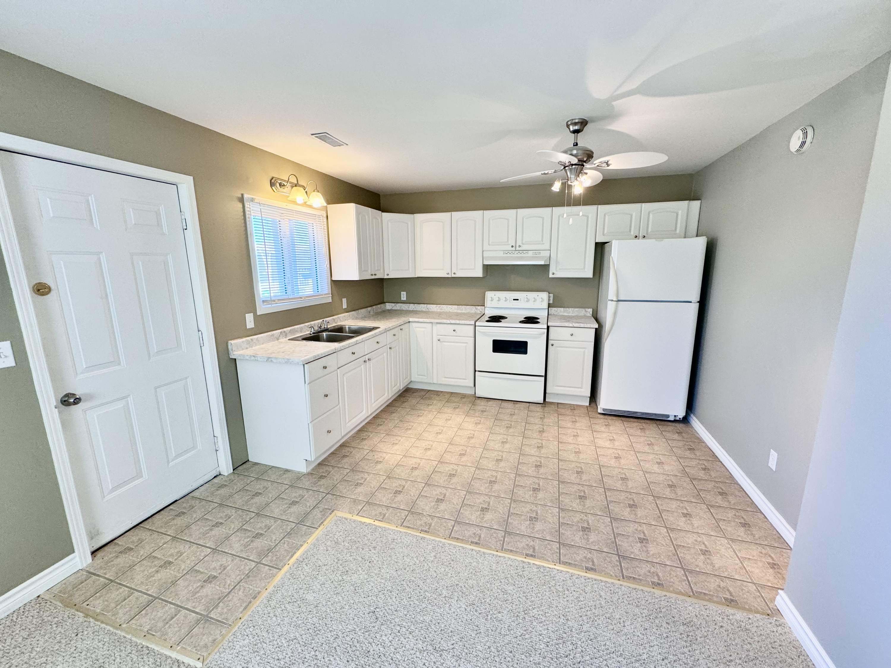 1011 Front Road - Upper