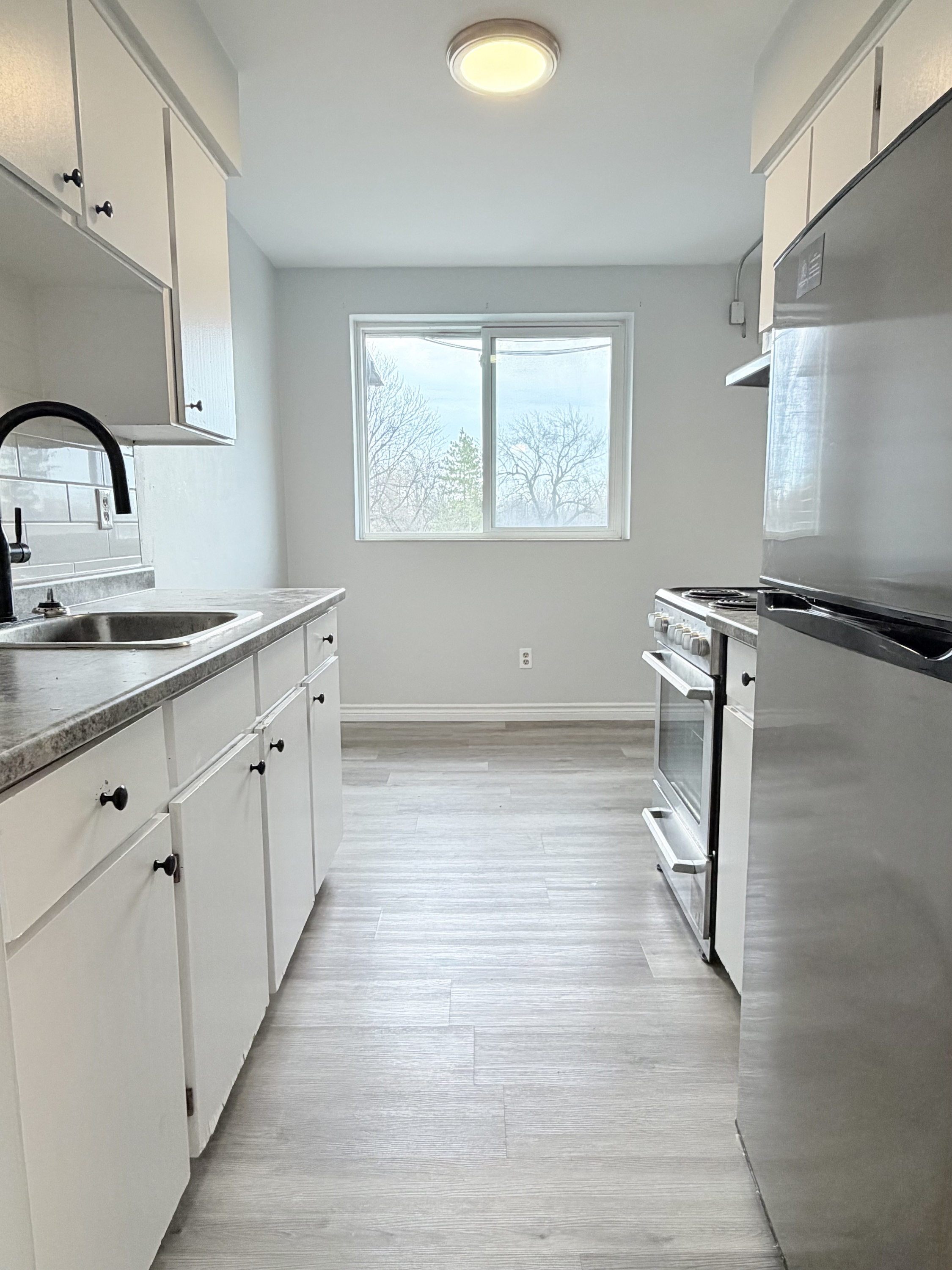 471 Tecumseh Road West - Unit 307