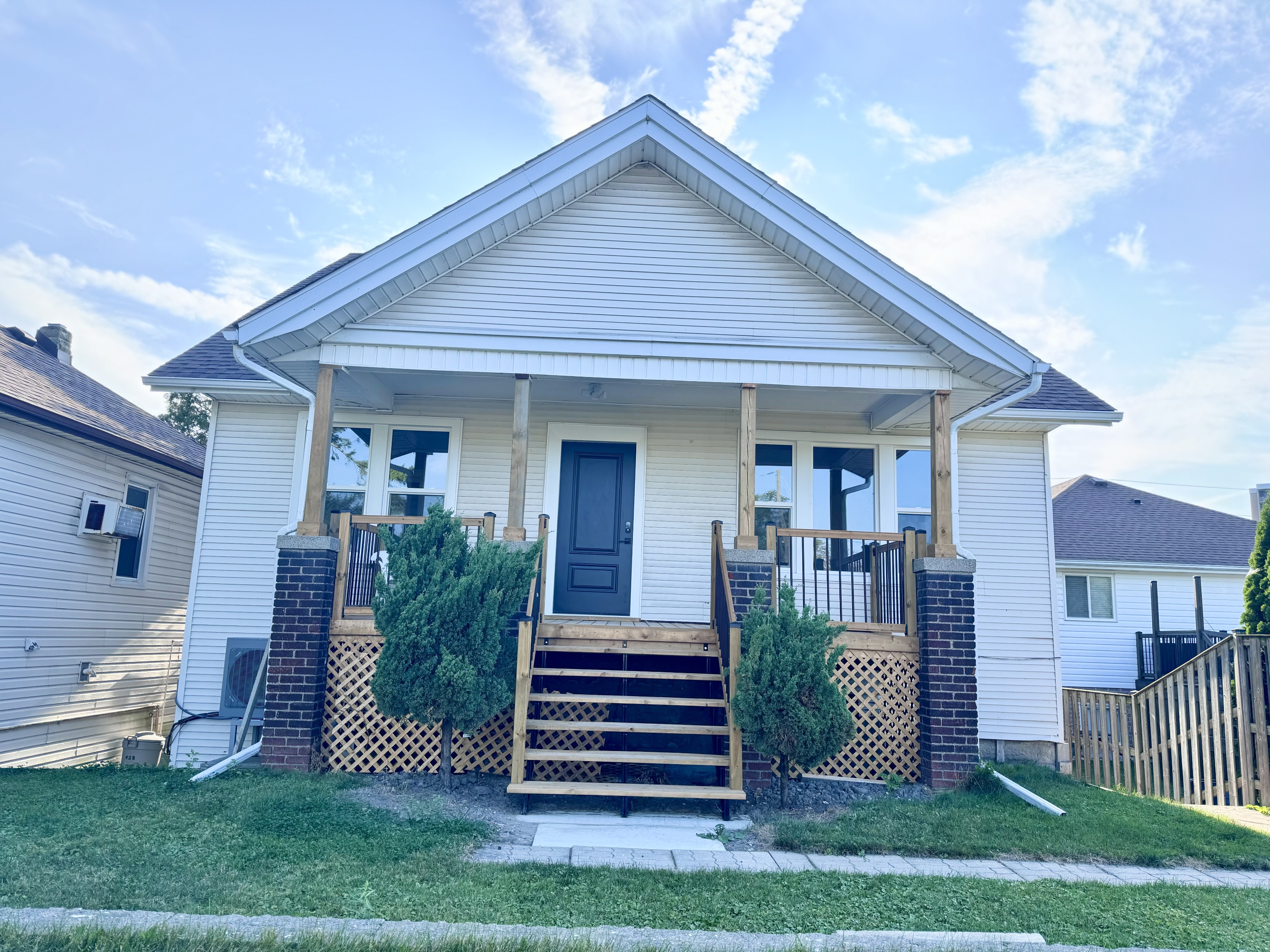 424 Riverdale Avenue - Main
