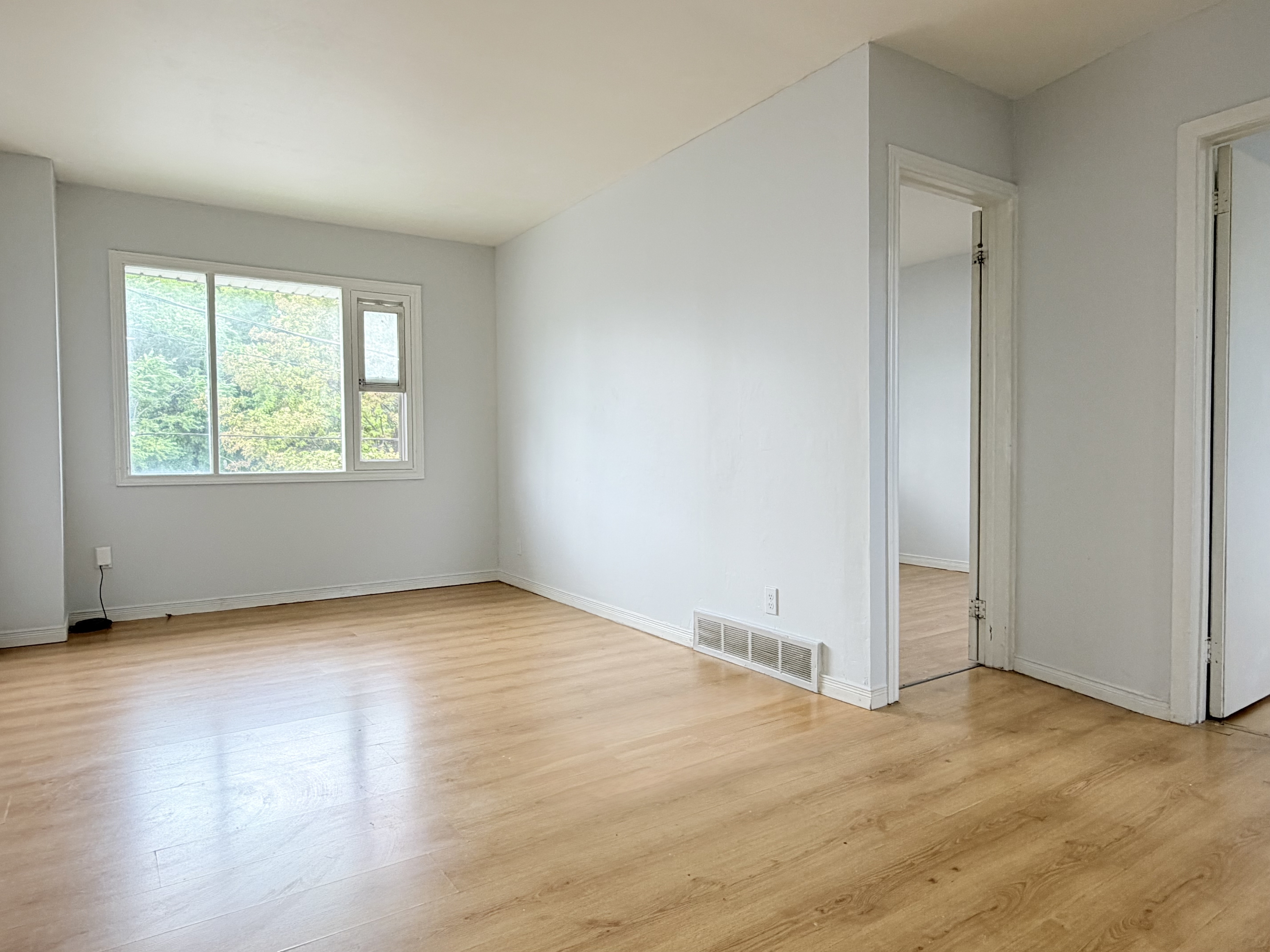 506 Aylmer Avenue - 4
