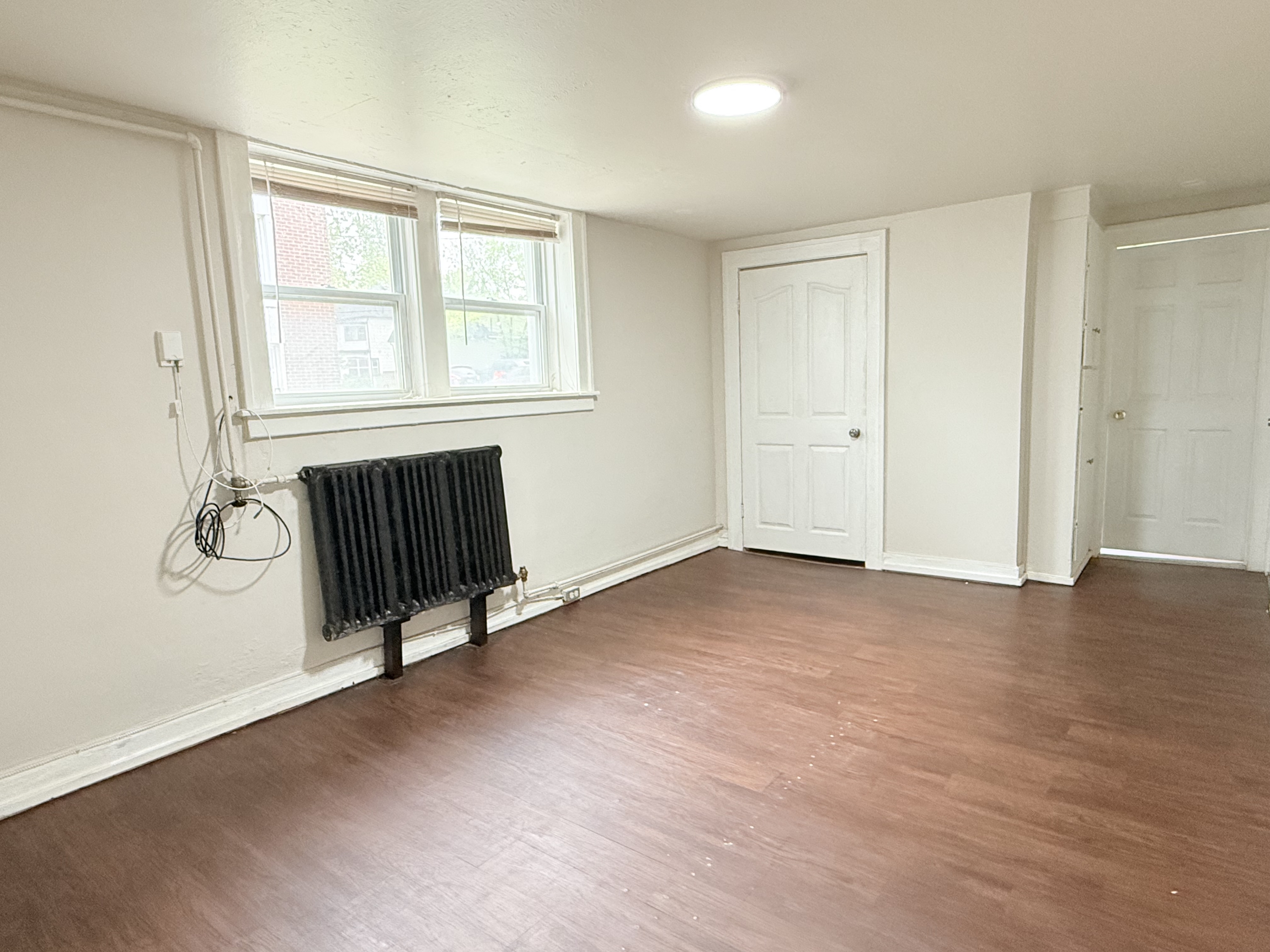 1518 University Avenue West - 3