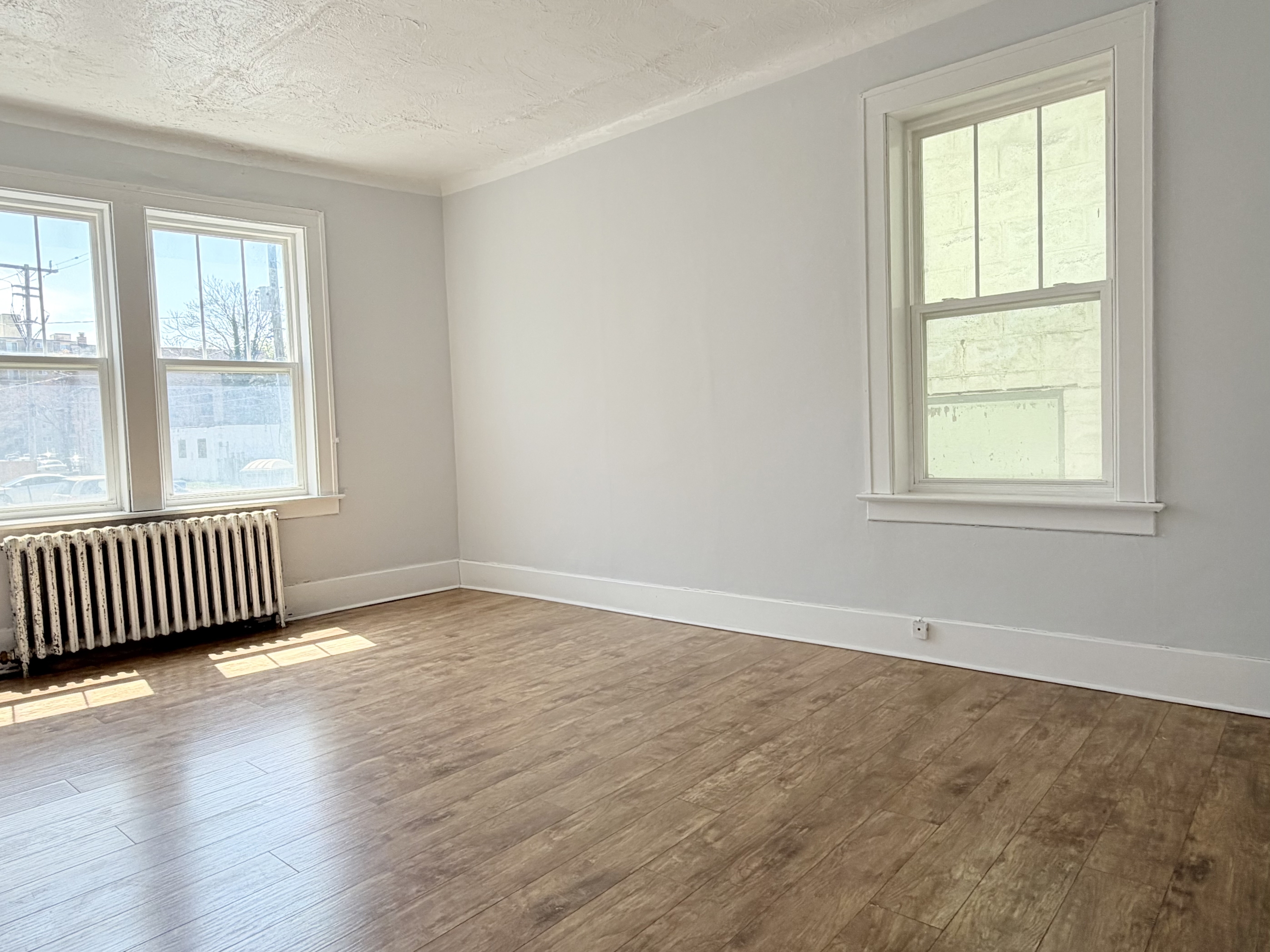 524 Pitt Street West - 103