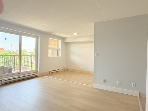 1071 McDougall Street - 405