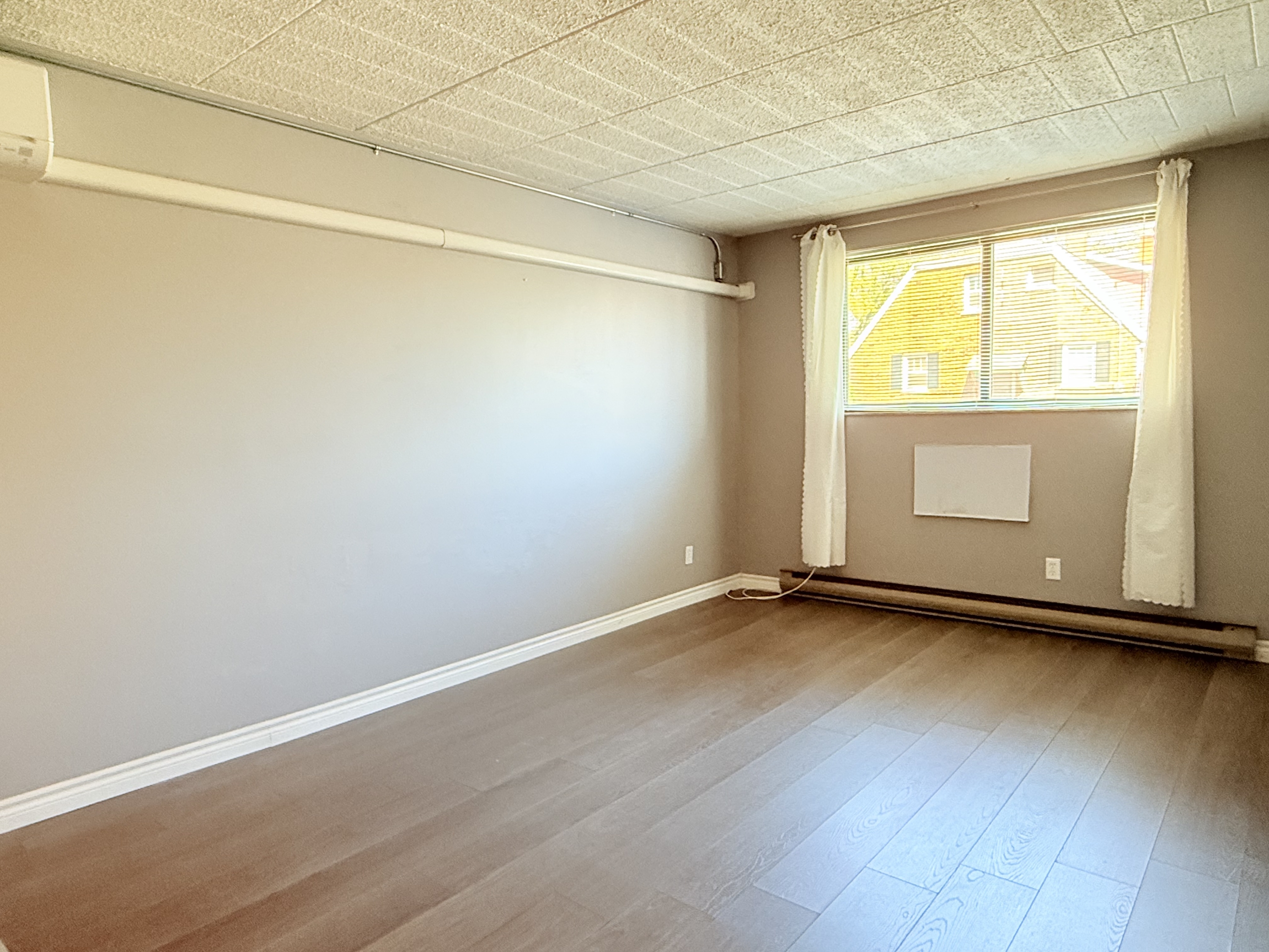 360 Tecumseh Road West - Unit 301